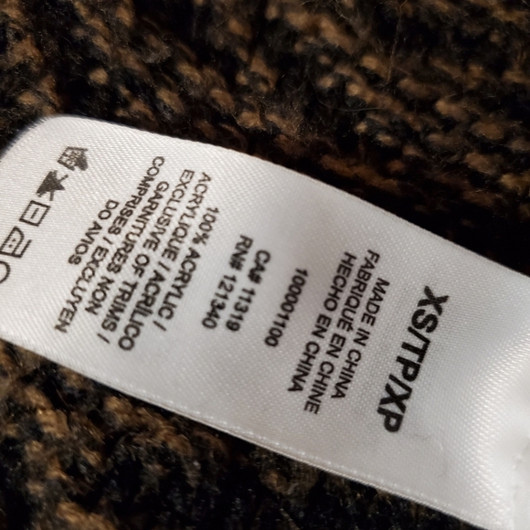 Button- up Cardigan - Picture 3 of 4